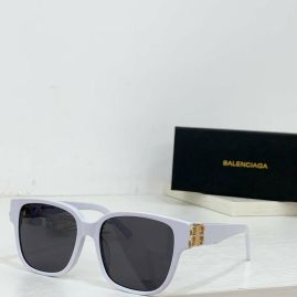 Picture of Balenciga Sunglasses _SKUfw55826950fw